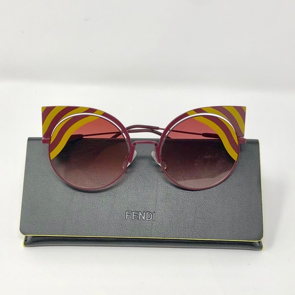 💯authentic FENDI Sunglasses - Picture 5 of 8